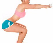 Best Butt Exercises: Static Squat Hold
